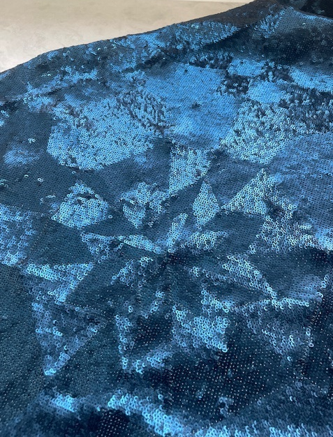 IBIZA GEOMETRIC SEQUIN ON A MESH BASE (4.1m Length)
