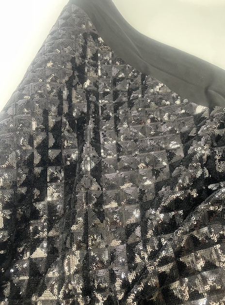 DIAMOND LIFE BLACK SEQUIN (1.9m Length)