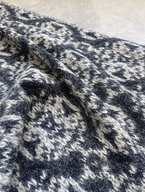 QUEBEC ITALIAN JACQUARD (5.5m Length)