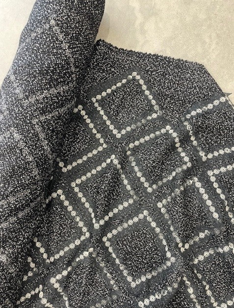 100% ITALIAN WOOL WITH COTTON VOILE APPLIQUE