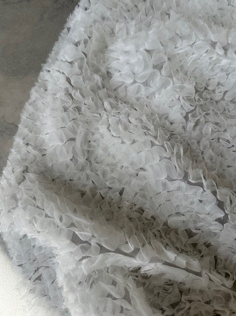 SHAKIRA CIRCULAR ZIG ZAGS OF CROPPED TULLE