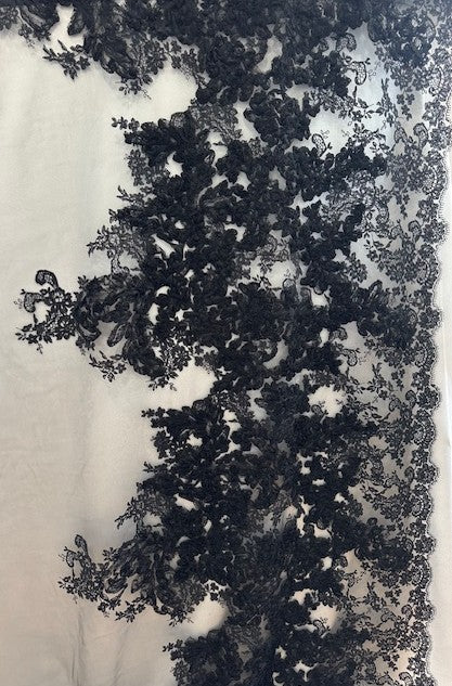 ULYSSES ASCENDING BORDERED ITALIAN LACE ON A NYLON TULLE (3.4m Length)