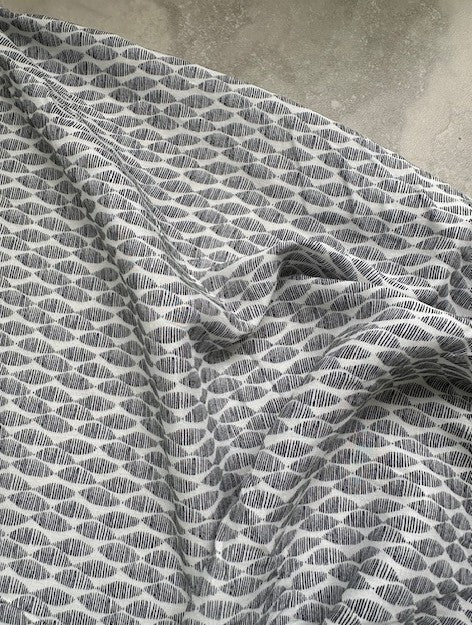 SCHOOL OF FISH 100% VISCOSE