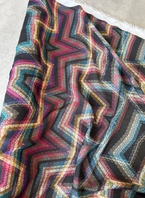 RADIO WAVES 100% VISCOSE PRINT (4.2m Length)