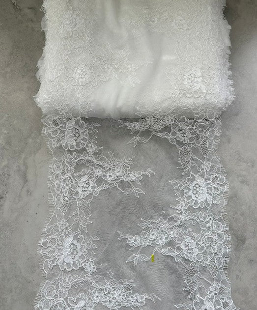 ANTOINETTE DOUBLE SCALLOPED CORDED BORDER LACE