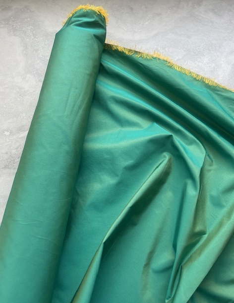 ITALIAN SILK BLEND TAFFETA - KAKARIKI