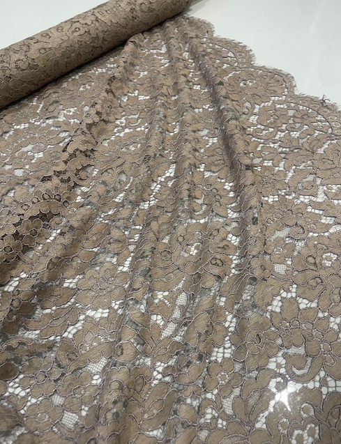 CLAUDETTE FRENCH CORDED LACE WITH SCALLOPED EDGING (4m Length)