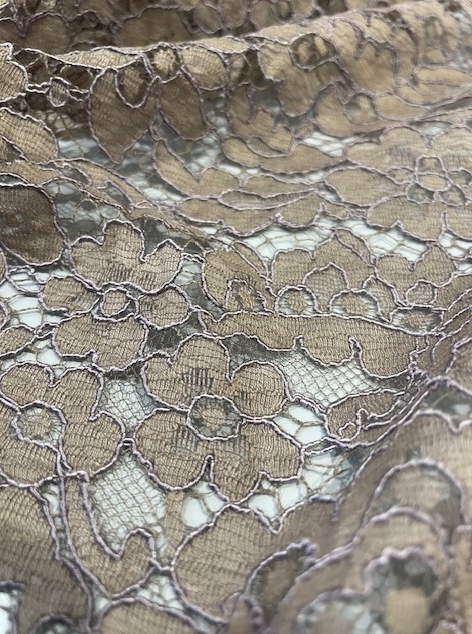CLAUDETTE FRENCH CORDED LACE WITH SCALLOPED EDGING (4m Length)