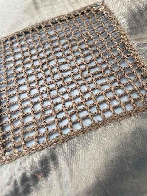 DUNE - 100%  DUPION SILK WITH A TRIANGLE CUTOUT APPLIQUE