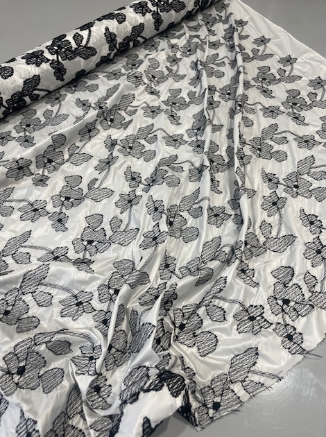 FLEUR NOIR COTTON EMBROIDERY ON SATIN BASE (3.3m Length)