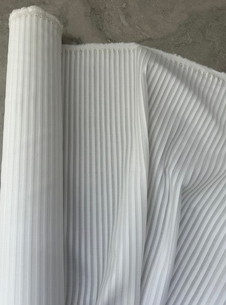 WHITE TIE 100% KNIFE PLEATED COTTON (2.9m Length)