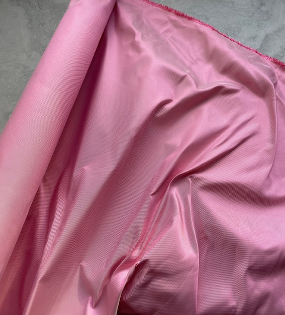 ITALIAN METALLIC TWILL TAFFETA - FLAMINGO PINK  (4m Length)