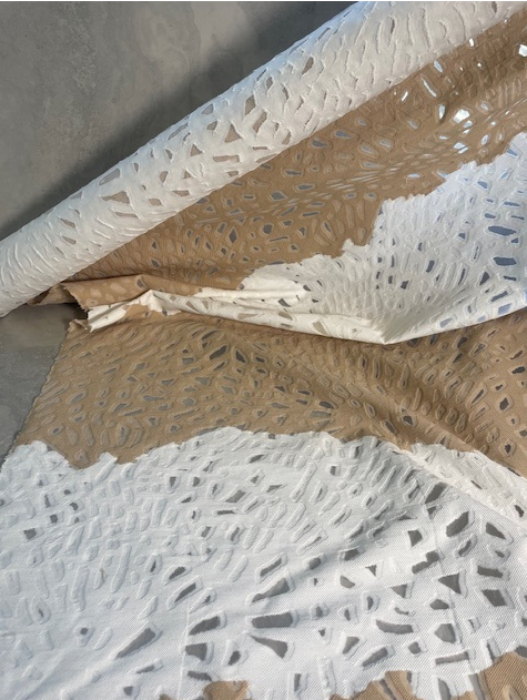 TEXTURED COTTON TWILL WITH NYLON APPLIQUE CUTOUT (3.4m Length)