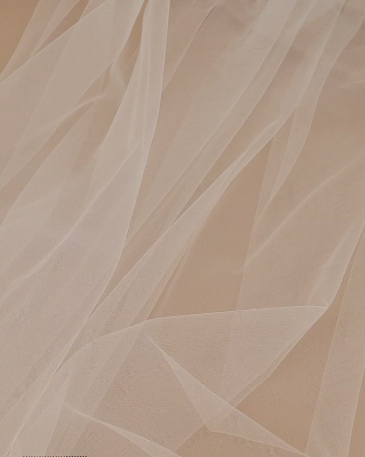 INVISIBLE TULLE