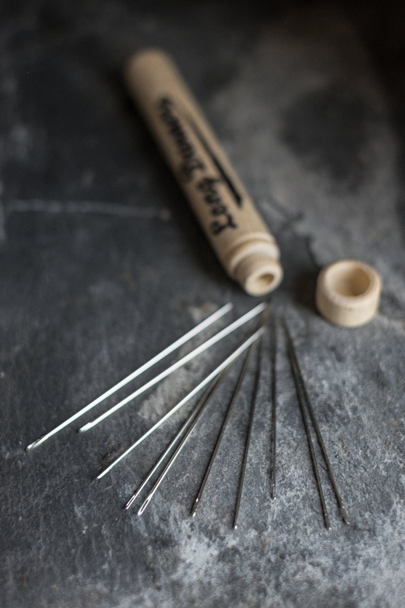 MERCHANT & MILLS LONG DARNERS NEEDLES