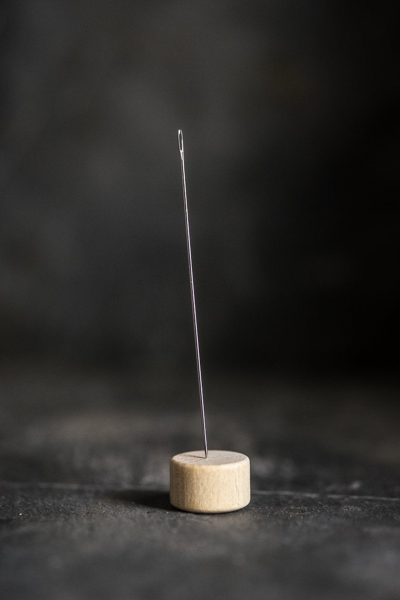 MERCHANT & MILLS LONG DARNERS NEEDLES