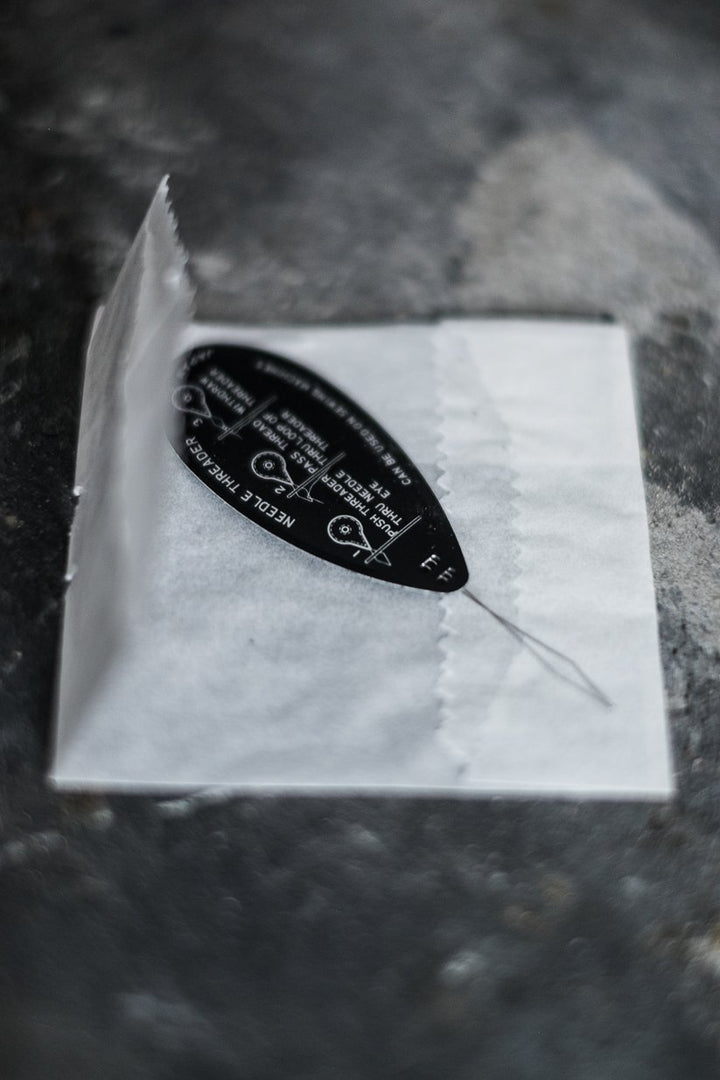 MERCHANT & MILLS NEEDLE THREADER